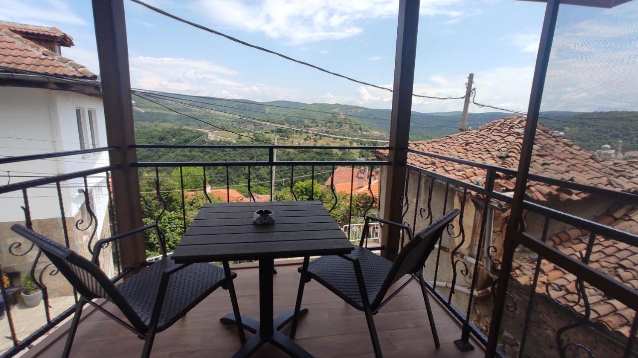 Family House Atanasovi Villa Veliko Tarnovo Buitenkant foto